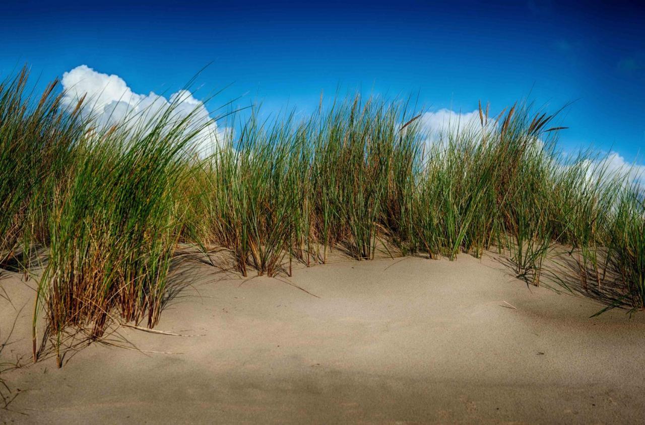 Insellandhotel Michaelsen Borkum Island Bagian luar foto