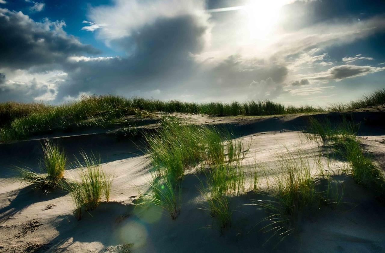 Insellandhotel Michaelsen Borkum Island Bagian luar foto